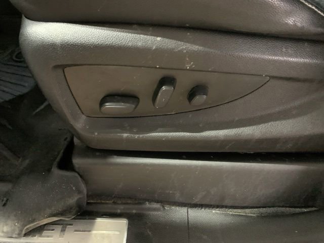 Used 2020 Chevrolet Suburban LT AWD/4WD image 9