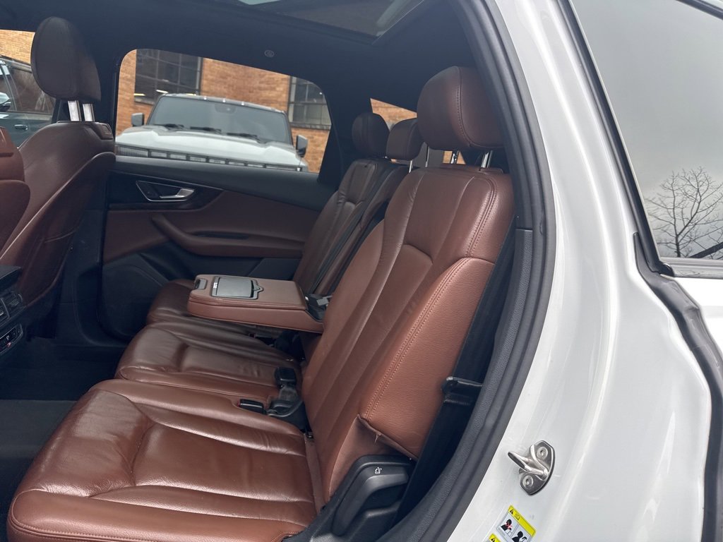 Used 2017 Audi Q7 3.0T Premium Plus image 8