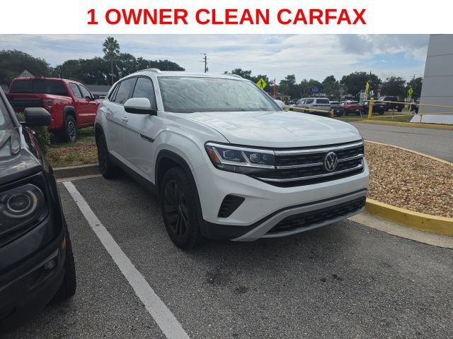 Used 2023 Volkswagen Atlas Cross Sport SE w/ Panoramic Sunroof Package FWD image 1