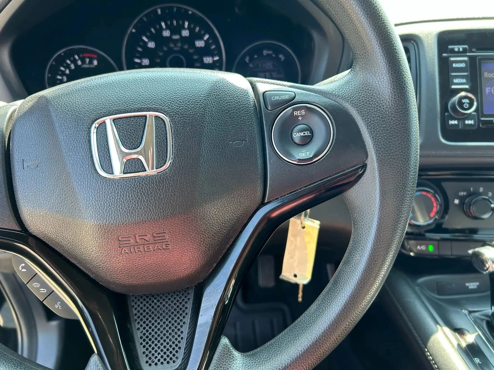 Used 2019 Honda HR-V LX image 15