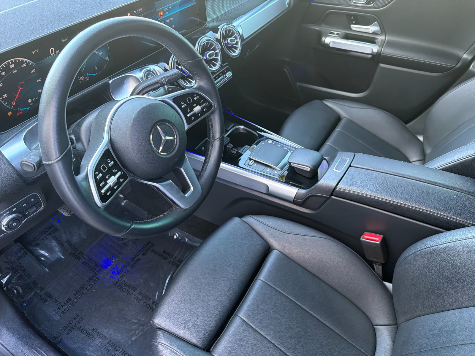 Used 2021 Mercedes-Benz GLB 250 4MATIC image 10