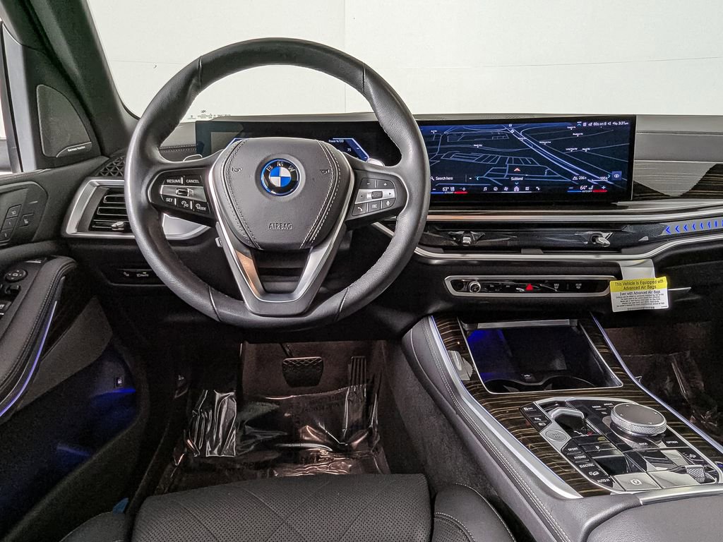 Used 2025 BMW X5 xDrive50e w/ Climate Comfort Package image 21