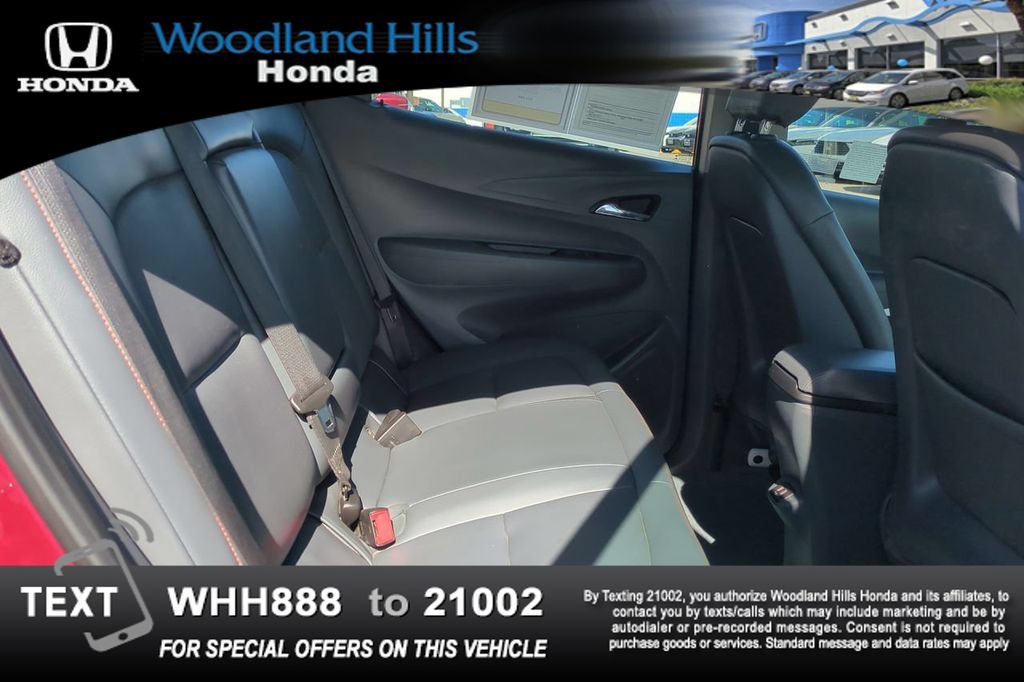 Used 2020 Chevrolet Bolt Premier w/ Infotainment Package FWD image 22