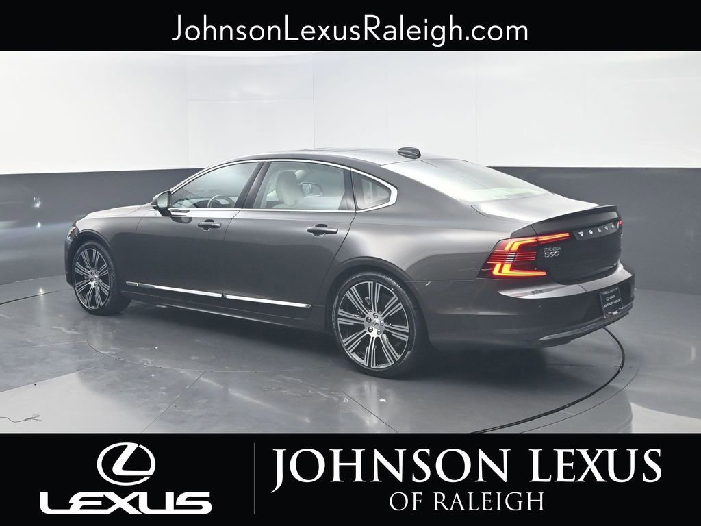 Used 2024 Volvo S90 B6 Ultimate image 7