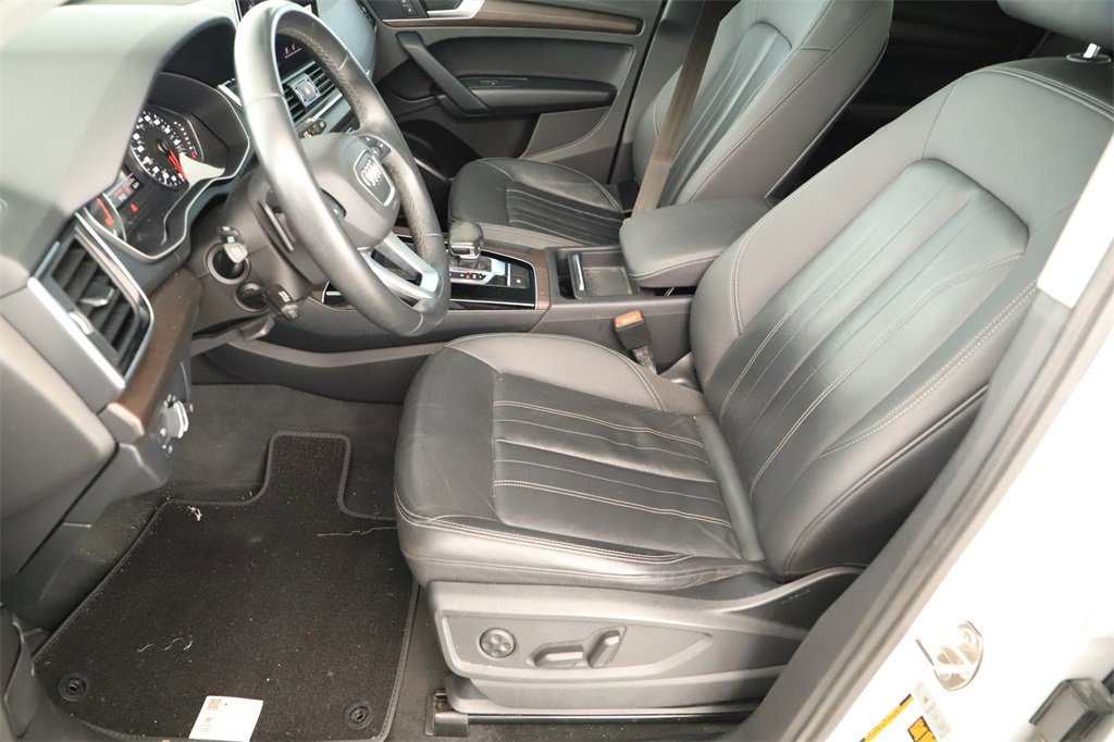 Used 2021 Audi Q5 2.0T Premium w/ Convenience Package image 23