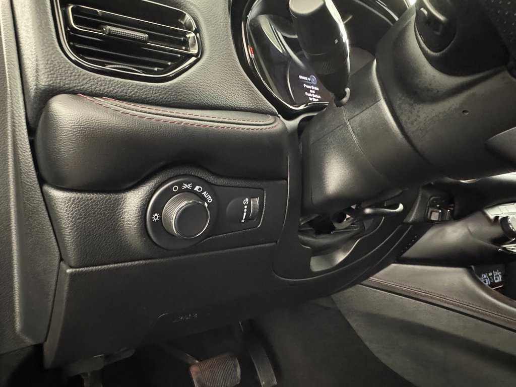 Used 2023 Dodge Durango GT image 35