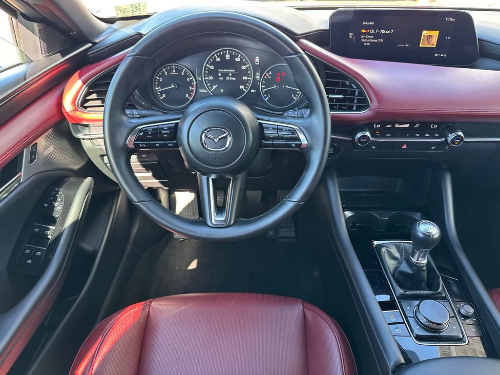 Used 2025 MAZDA MAZDA3 2.5 S Hatchback w/ Premium Pkg image 21