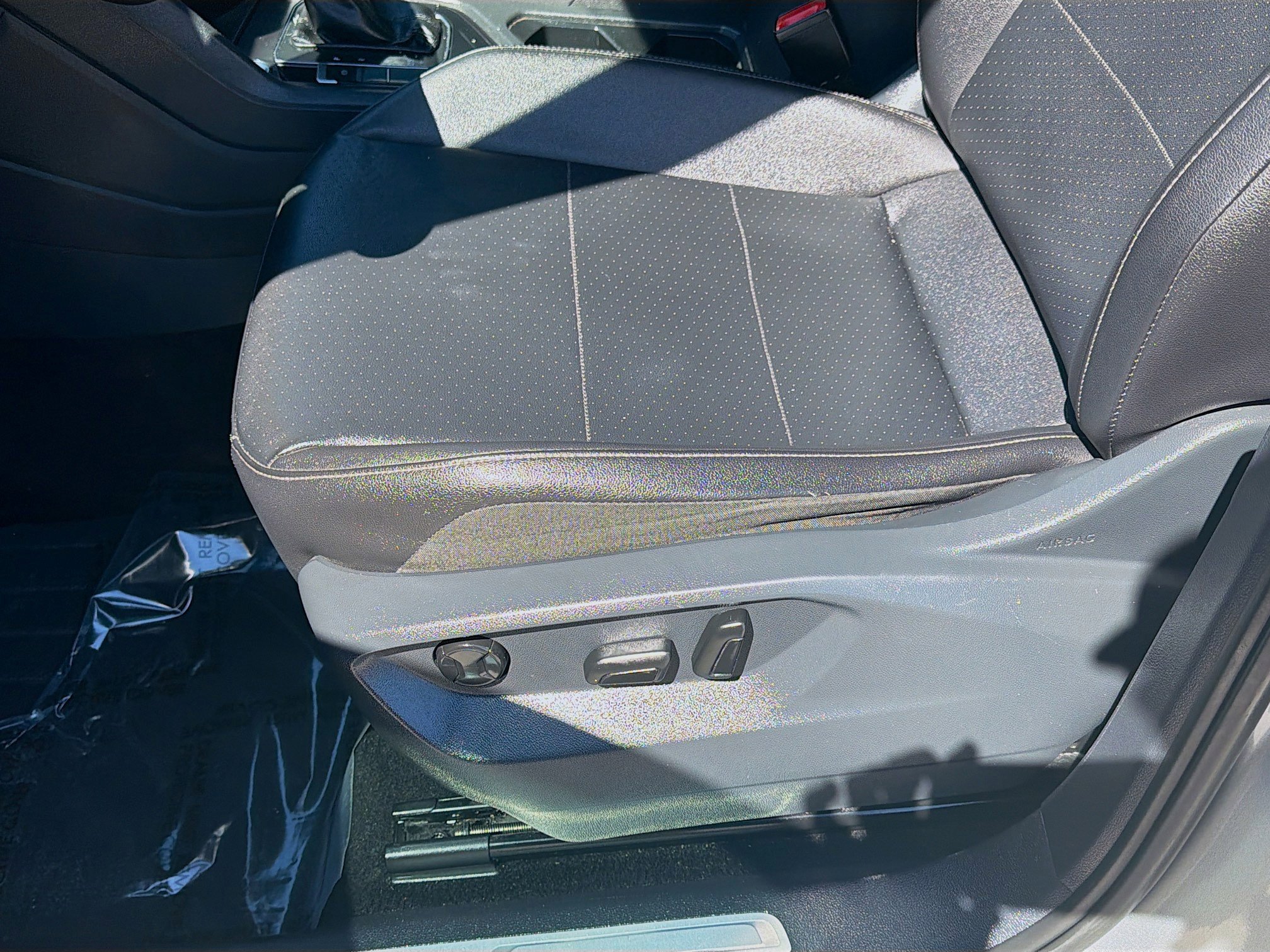 Used 2020 Volkswagen Tiguan SE R-Line image 15