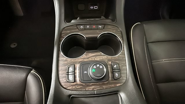 Used 2020 GMC Acadia Denali AWD/4WD image 21