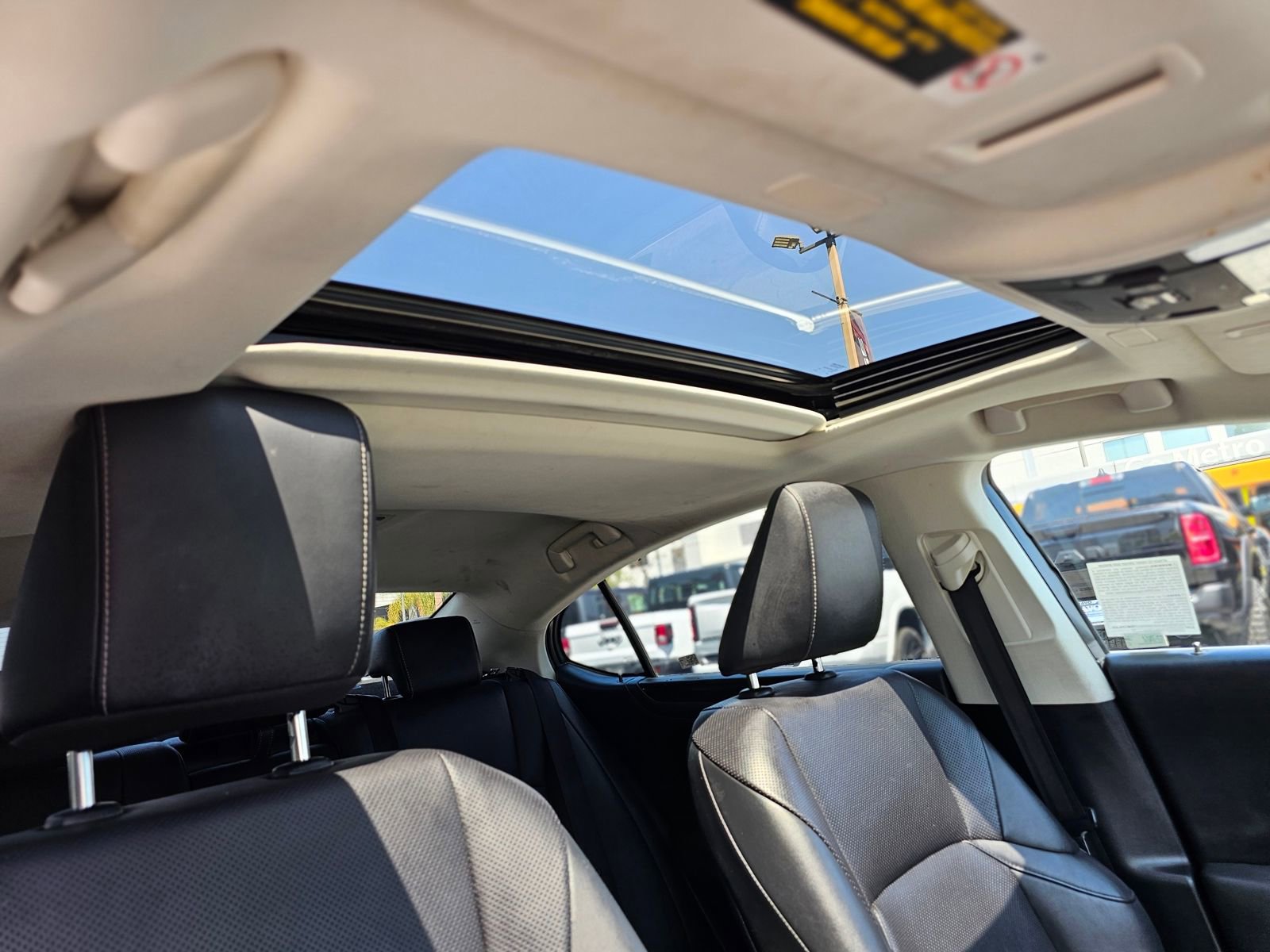 Used 2019 Lexus ES 350 w/ Premium Package FWD image 29