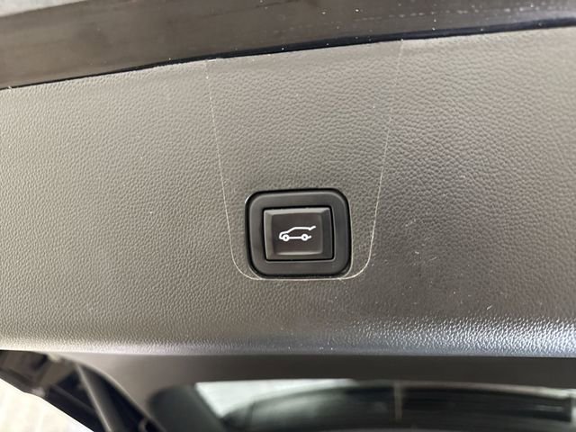 Certified 2022 Chevrolet Traverse LT image 27