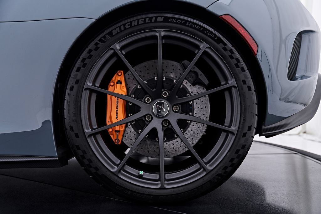 Used 2016 McLaren 675LT Coupe RWD image 50