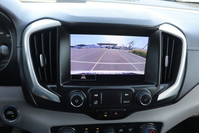 Used 2023 GMC Terrain SLT image 27
