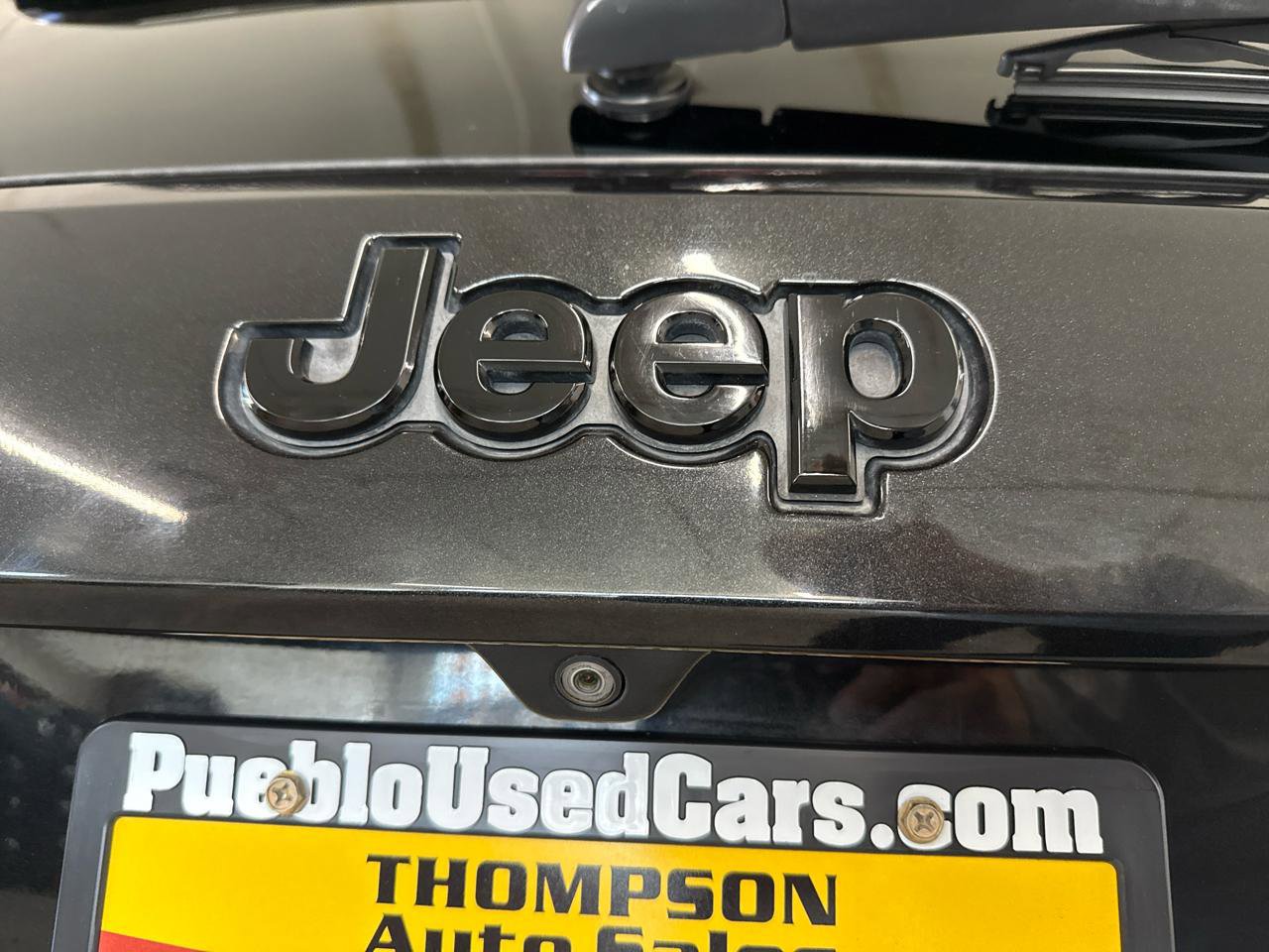 Used 2015 Jeep Grand Cherokee Altitude image 84