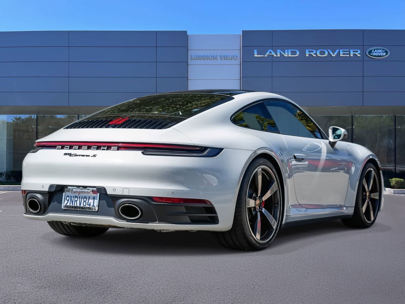 Used 2024 Porsche 911 Carrera S RWD image 4