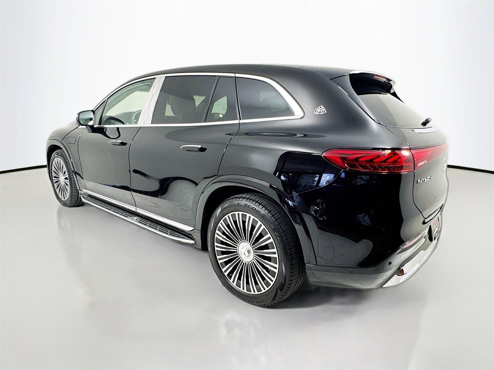 Used 2024 Mercedes-Benz Maybach EQS 680 Maybach EQS 680 image 5