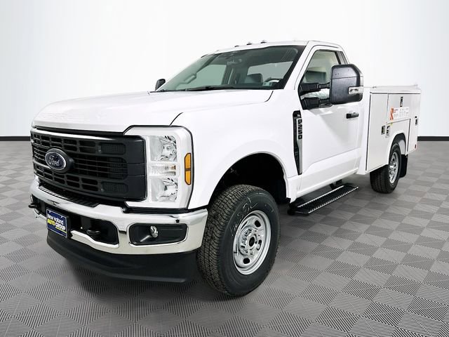 New 2026 Ford F250 XL w/ XL Chrome Package image 25