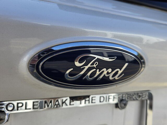 Used 2018 Ford Escape SEL w/ Ford Safe & Smart Package image 26