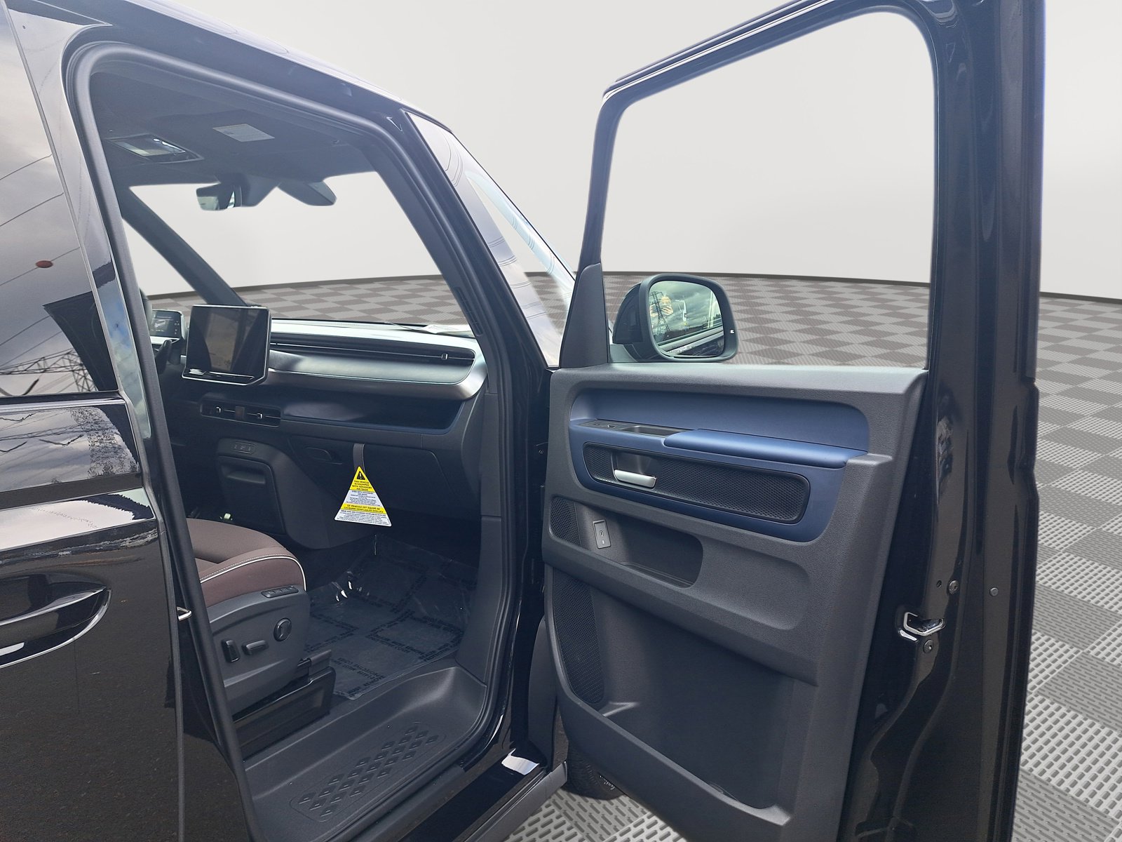 New 2025 Volkswagen ID. Buzz Pro S image 17