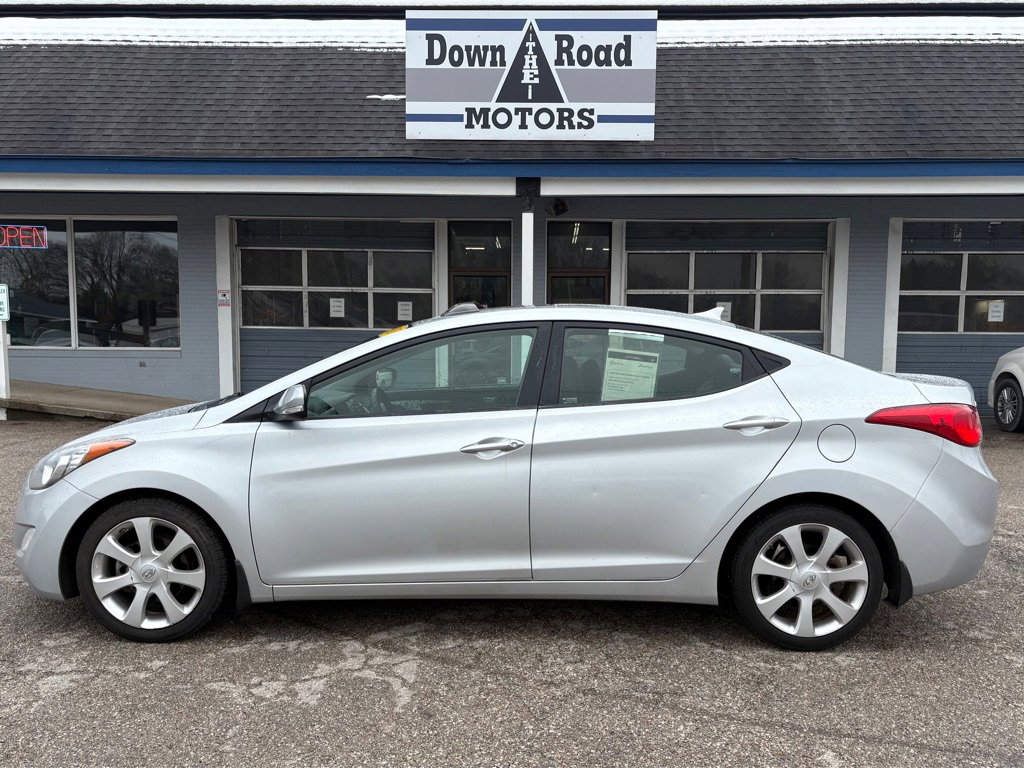 Used 2013 Hyundai Elantra Limited image 2