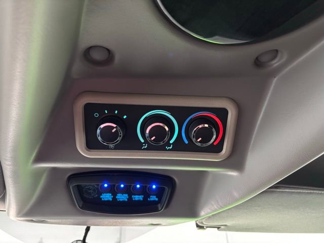 Used 2022 GMC Savana 2500 Extended w/ Enhanced Convenience Package RWD image 31