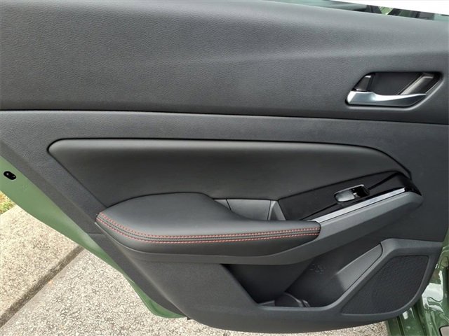 New 2025 Nissan Altima 2.5 SR image 9