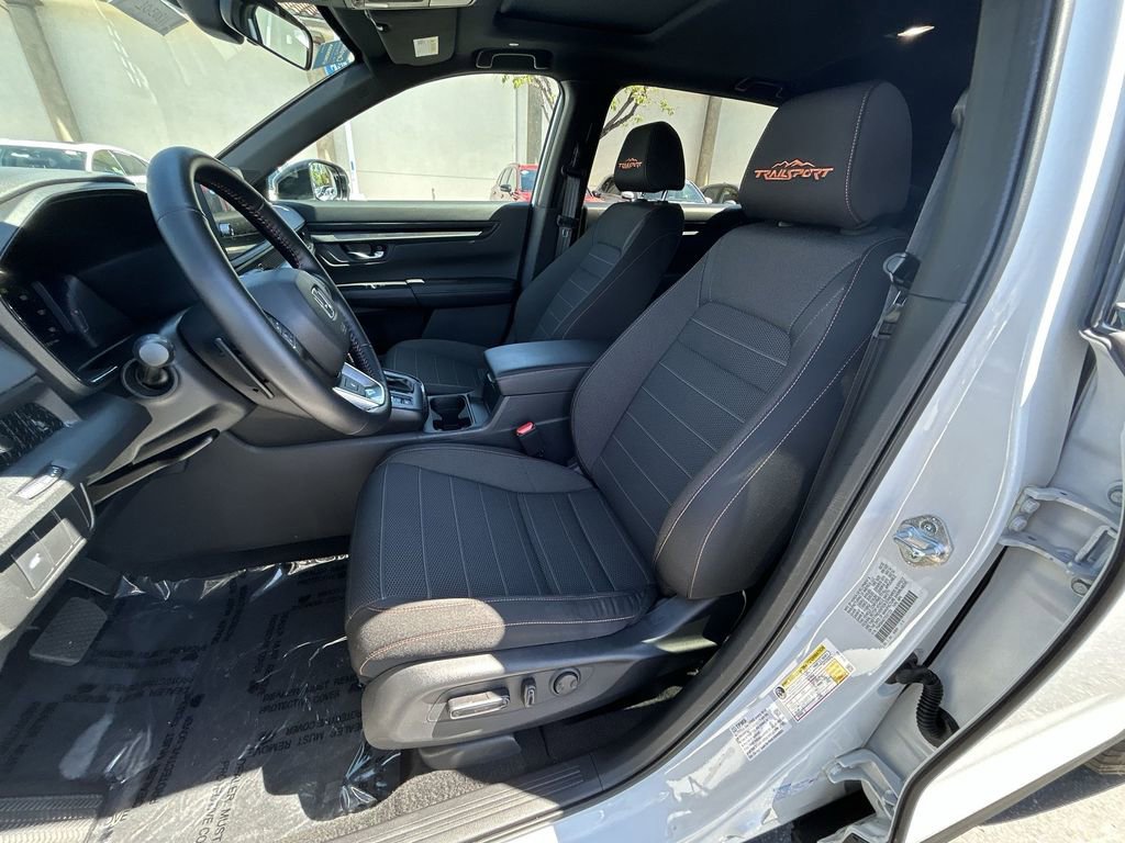 Used 2026 Honda CR-V TrailSport image 11