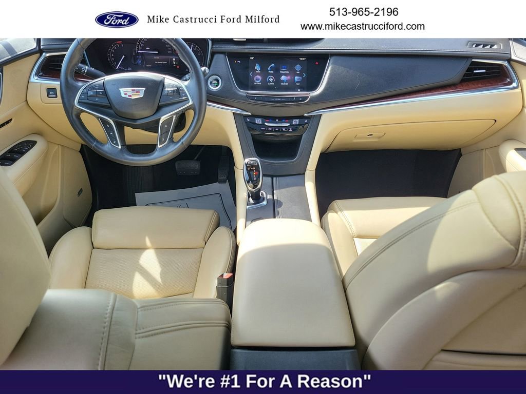 Used 2017 Cadillac XT5 Luxury w/ Driver Awareness Package image 10