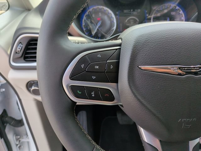Used 2024 Chrysler Voyager LX FWD image 14