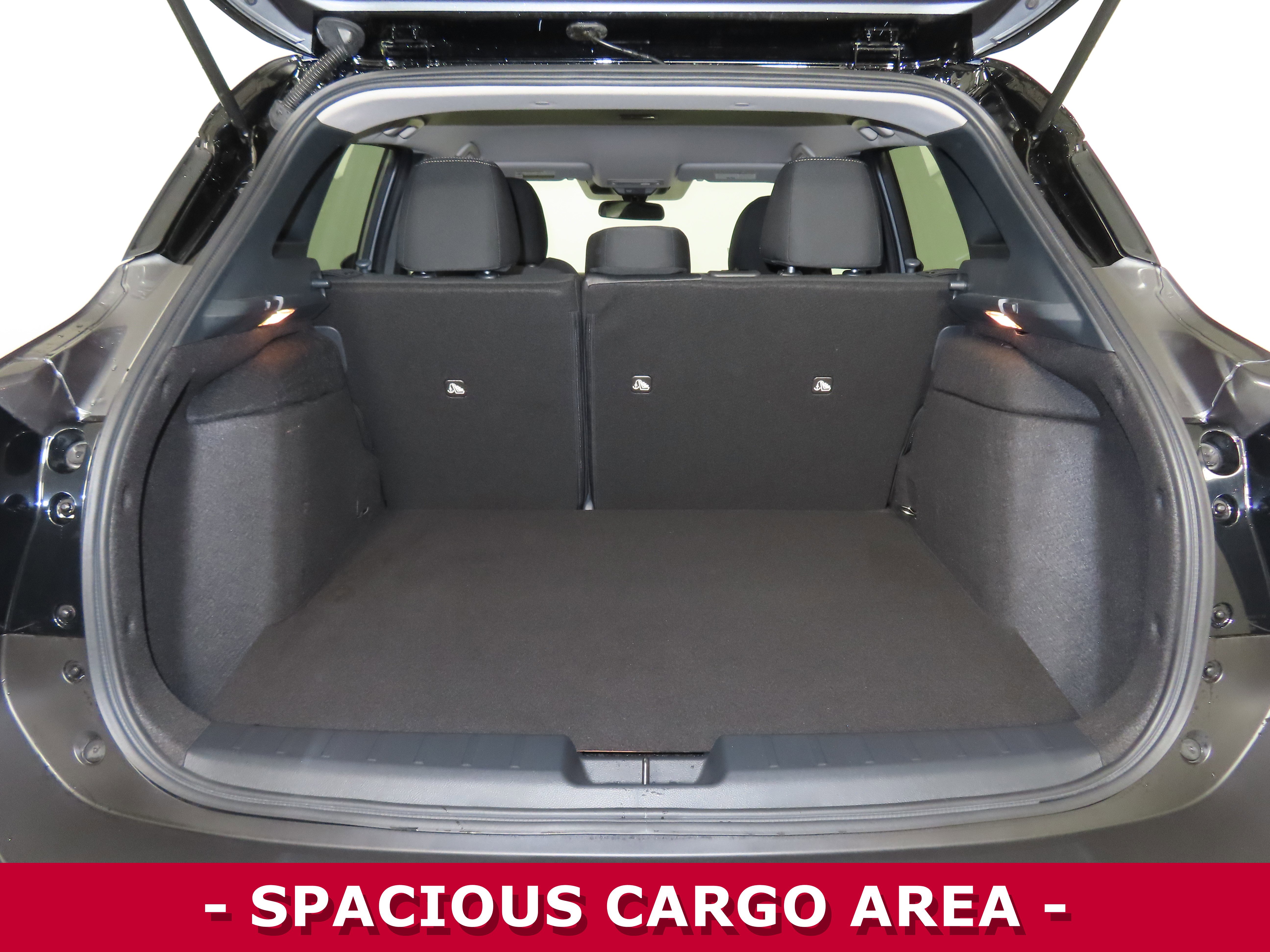 Certified 2025 Nissan Kicks SV w/ Charging Package image 25