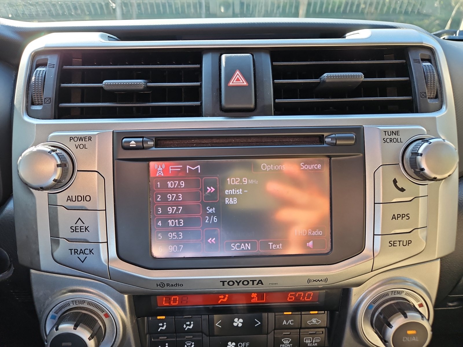 Used 2013 Toyota 4Runner Limited AWD/4WD image 30