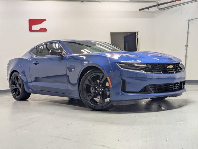 Used 2021 Chevrolet Camaro LT RWD image 2