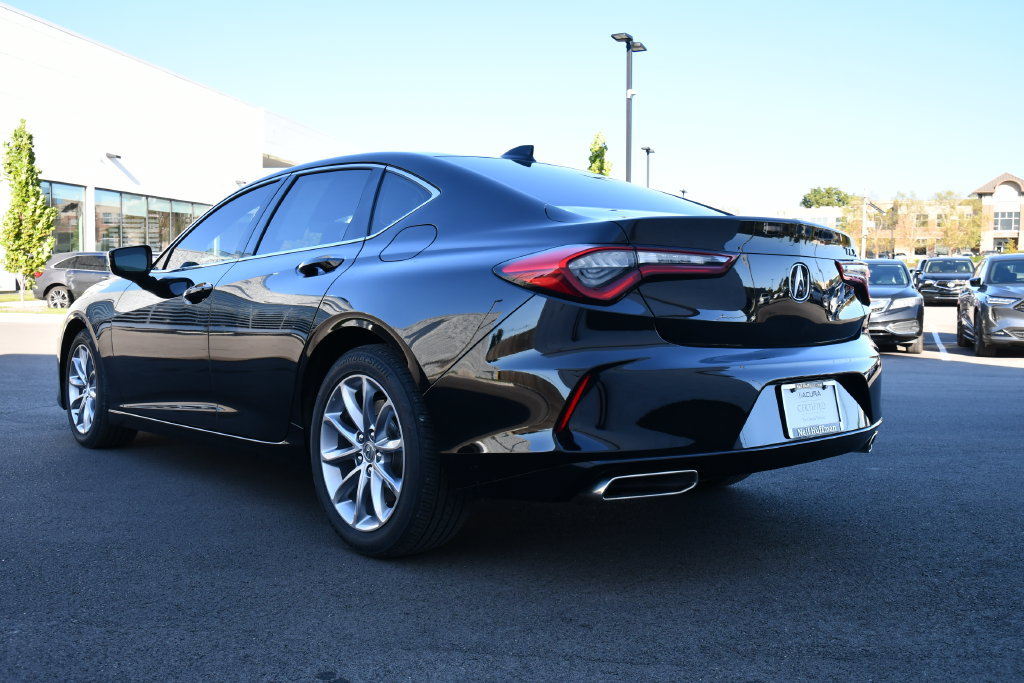 Used 2023 Acura TLX FWD image 8