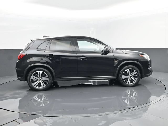 Used 2025 Mitsubishi Outlander Sport ES AWD/4WD image 4