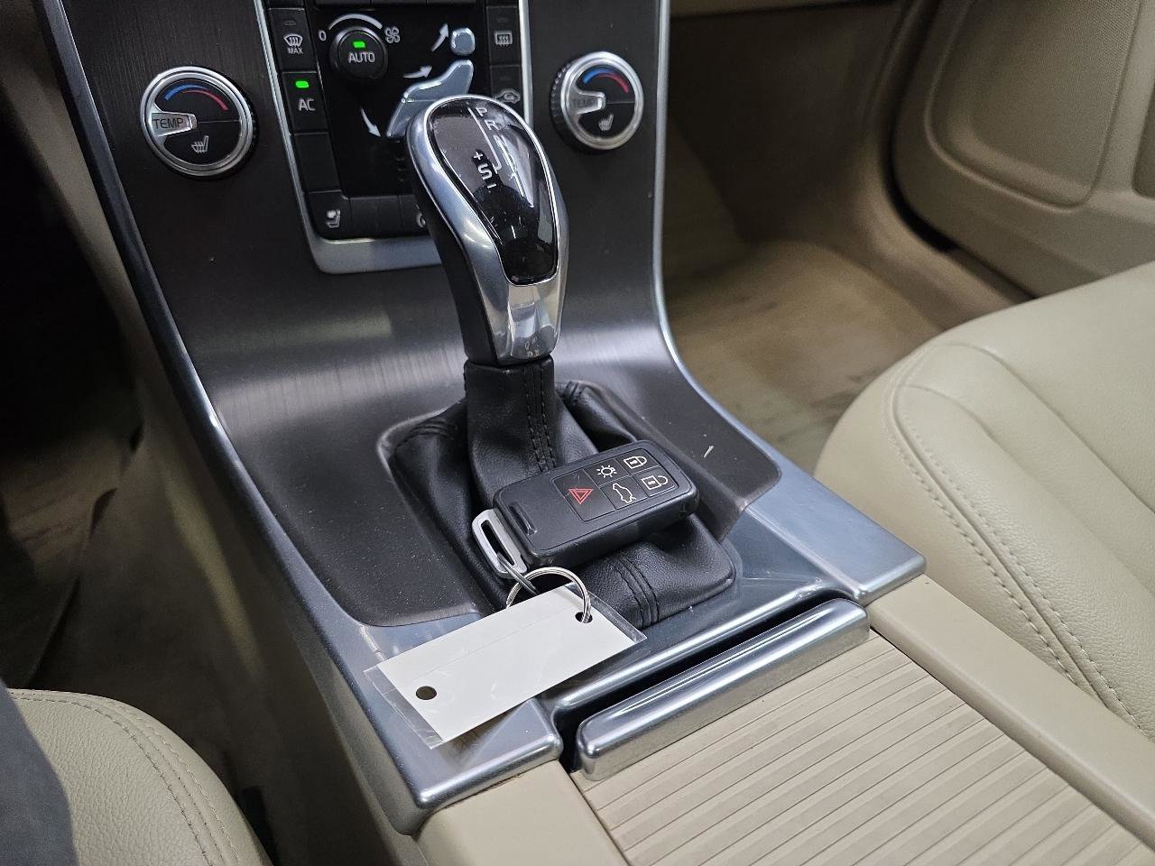 Used 2015 Volvo S60 T5 Premier image 55