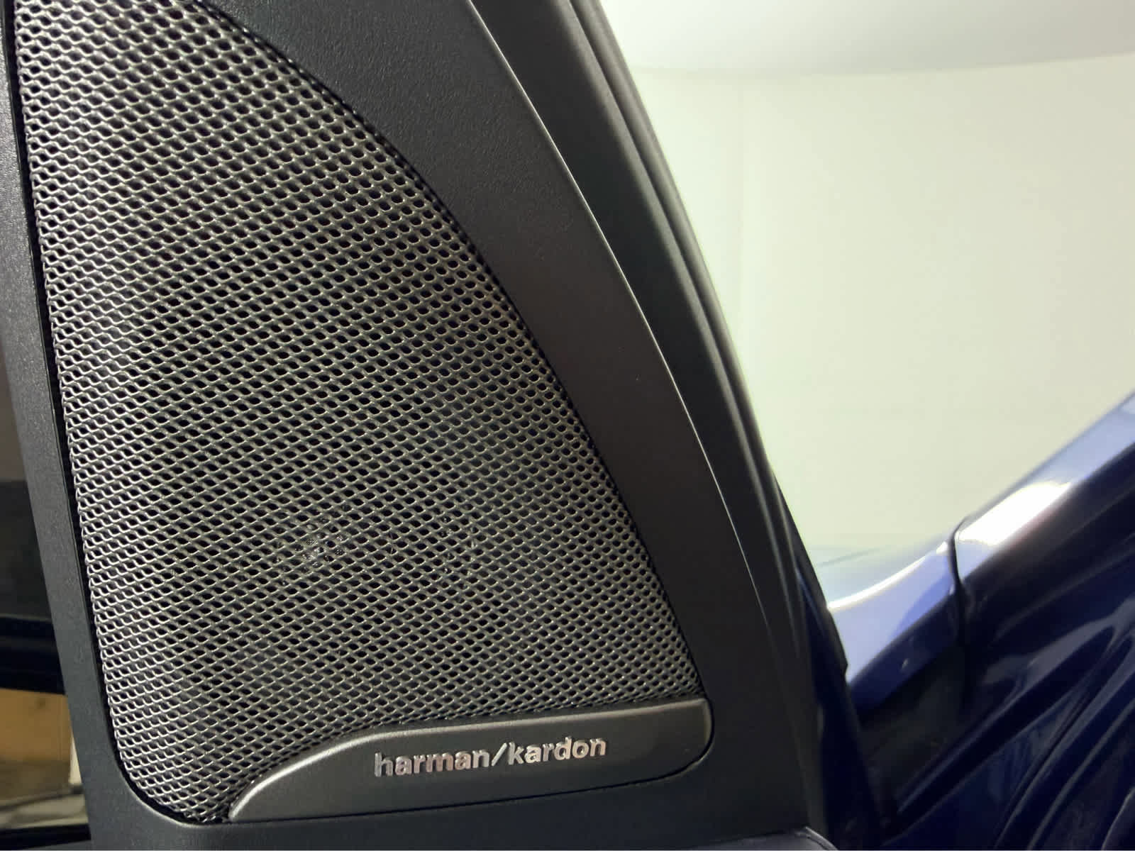 Used 2019 BMW X7 xDrive50i w/ M Sport Package image 15