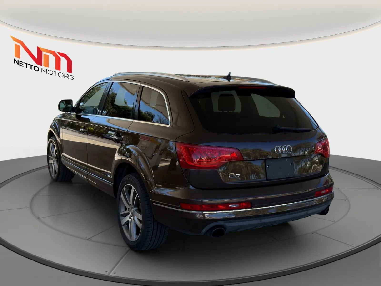 Used 2013 Audi Q7 3.0T Premium Plus w/ Premium Plus Pkg image 3