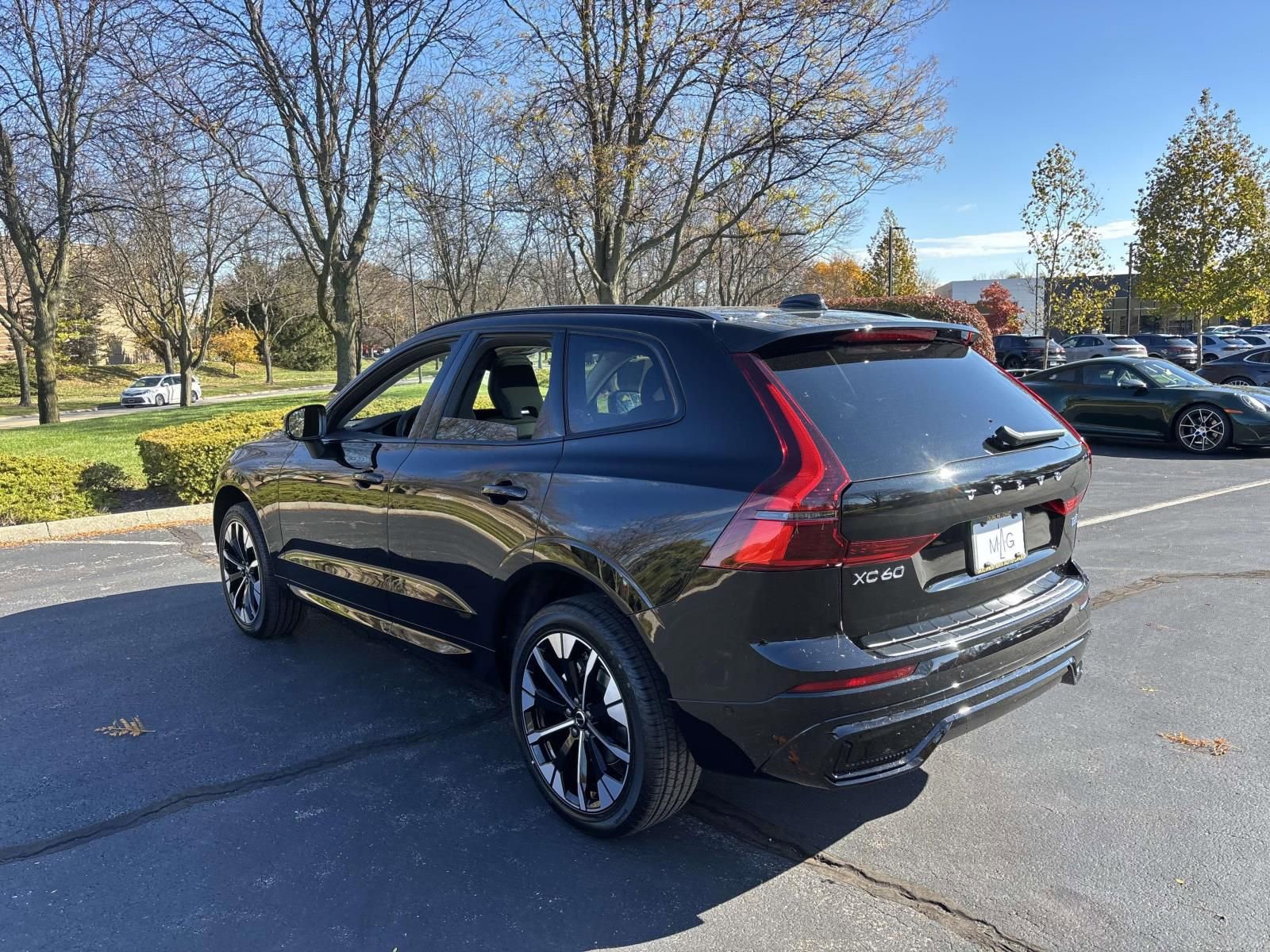 New 2026 Volvo XC60 B5 Plus w/ Protection Package Premier image 5