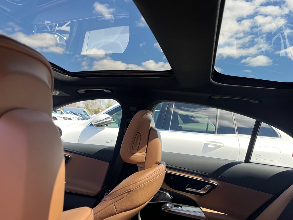New 2026 Mercedes-Benz E 350 4MATIC Sedan image 10