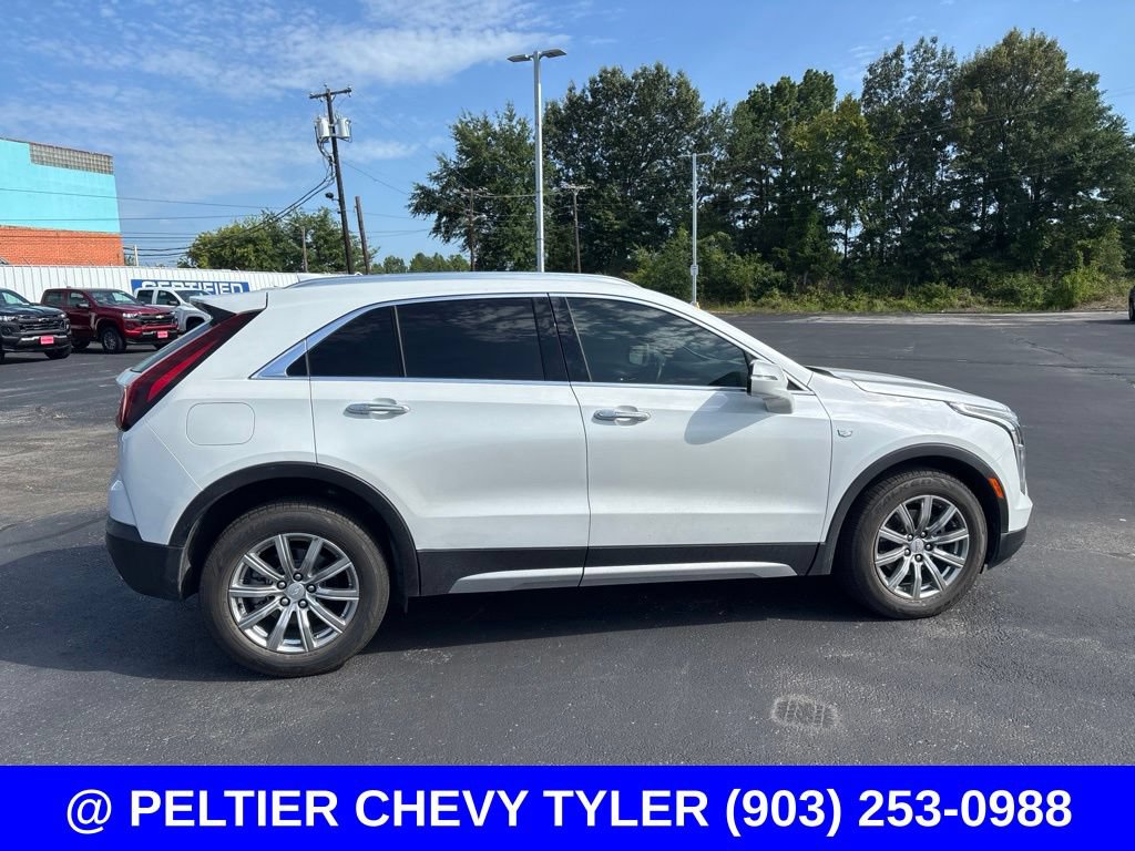 Used 2021 Cadillac XT4 Premium Luxury FWD image 8