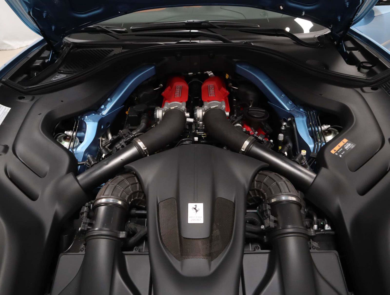 Certified 2022 Ferrari Portofino M image 21