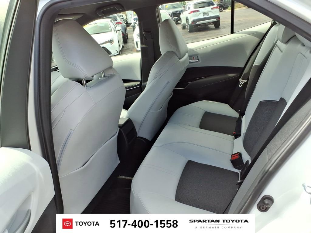 Used 2021 Toyota Corolla XSE FWD image 11