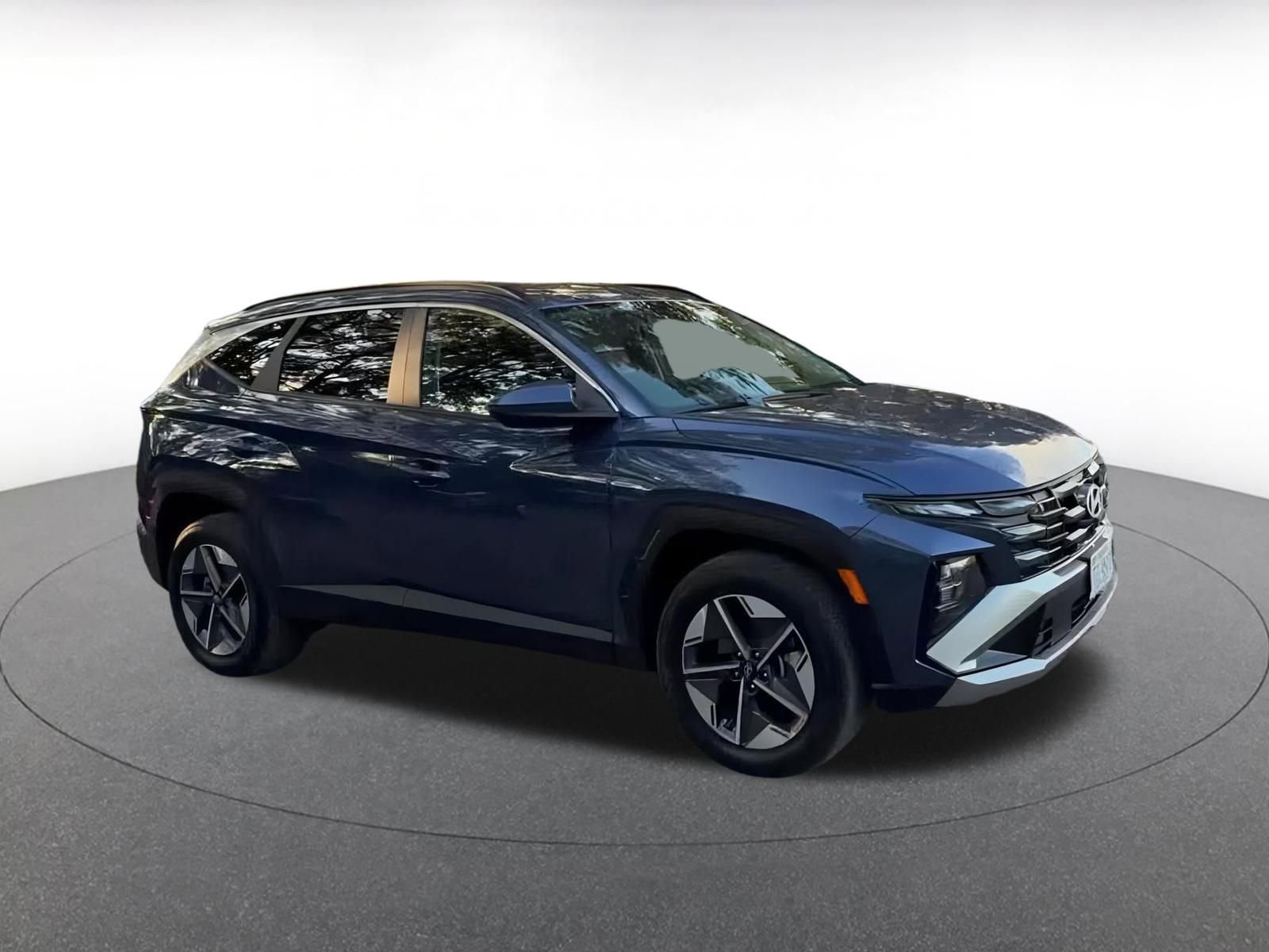 Used 2025 Hyundai Tucson SEL image 2