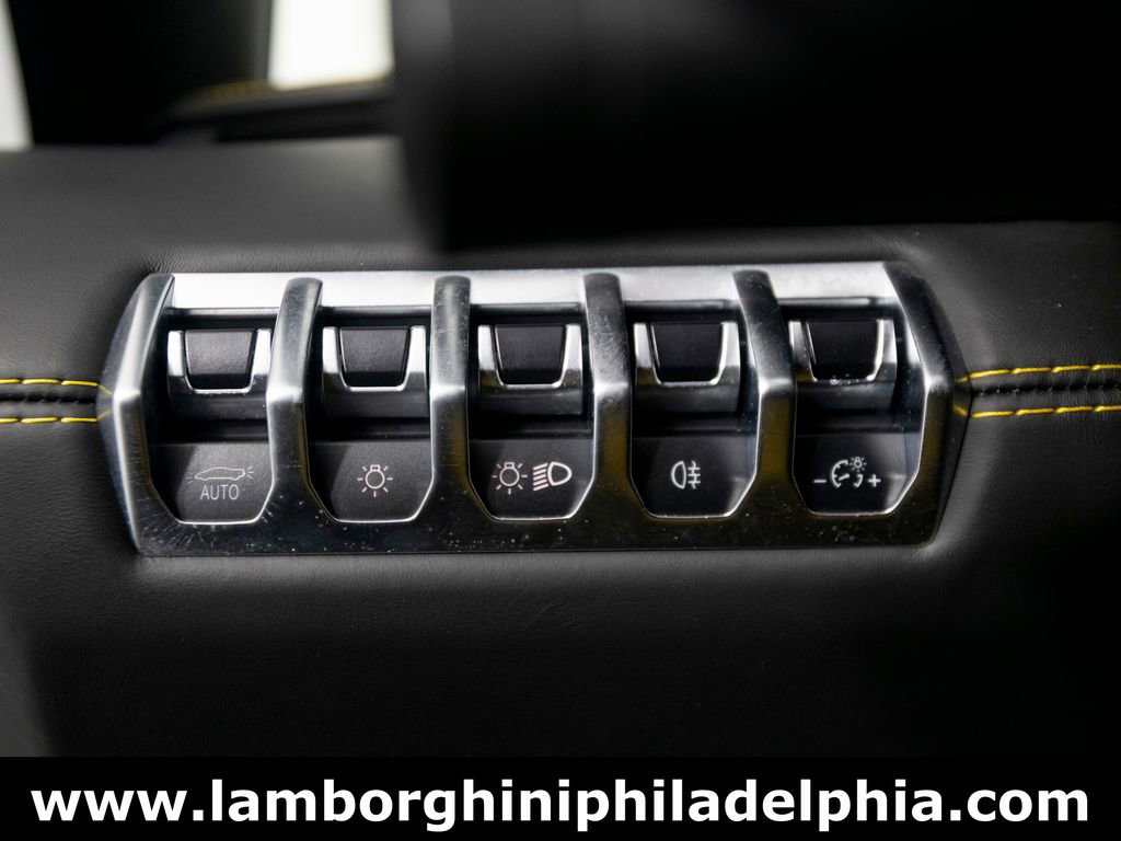 Used 2016 Lamborghini Aventador LP 700-4 AWD/4WD image 21
