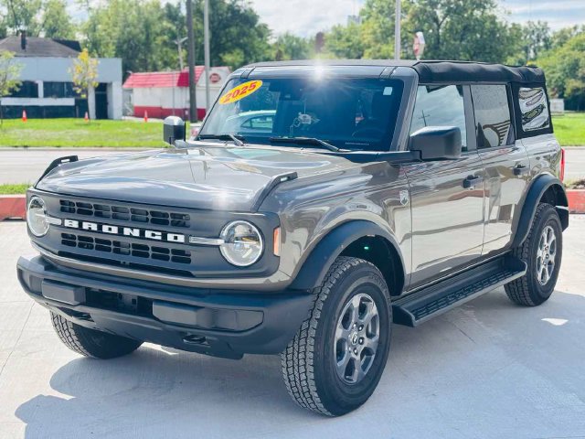 Used 2025 Ford Bronco Big Bend AWD/4WD image 18