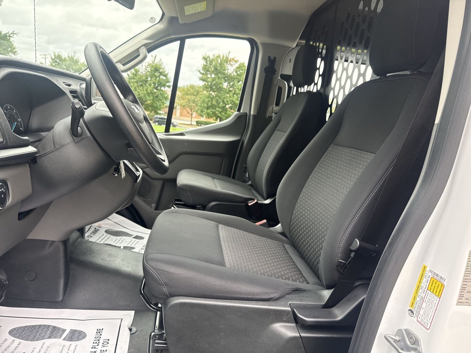 Used 2025 Ford Transit 250 Low Roof w/ Exterior Upgrade Package RWD image 13