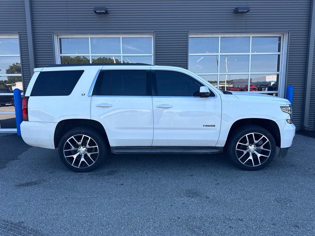 Used 2015 Chevrolet Tahoe LT w/ Luxury Package RWD image 4