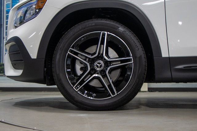 Certified 2023 Mercedes-Benz GLB 250 4MATIC image 7