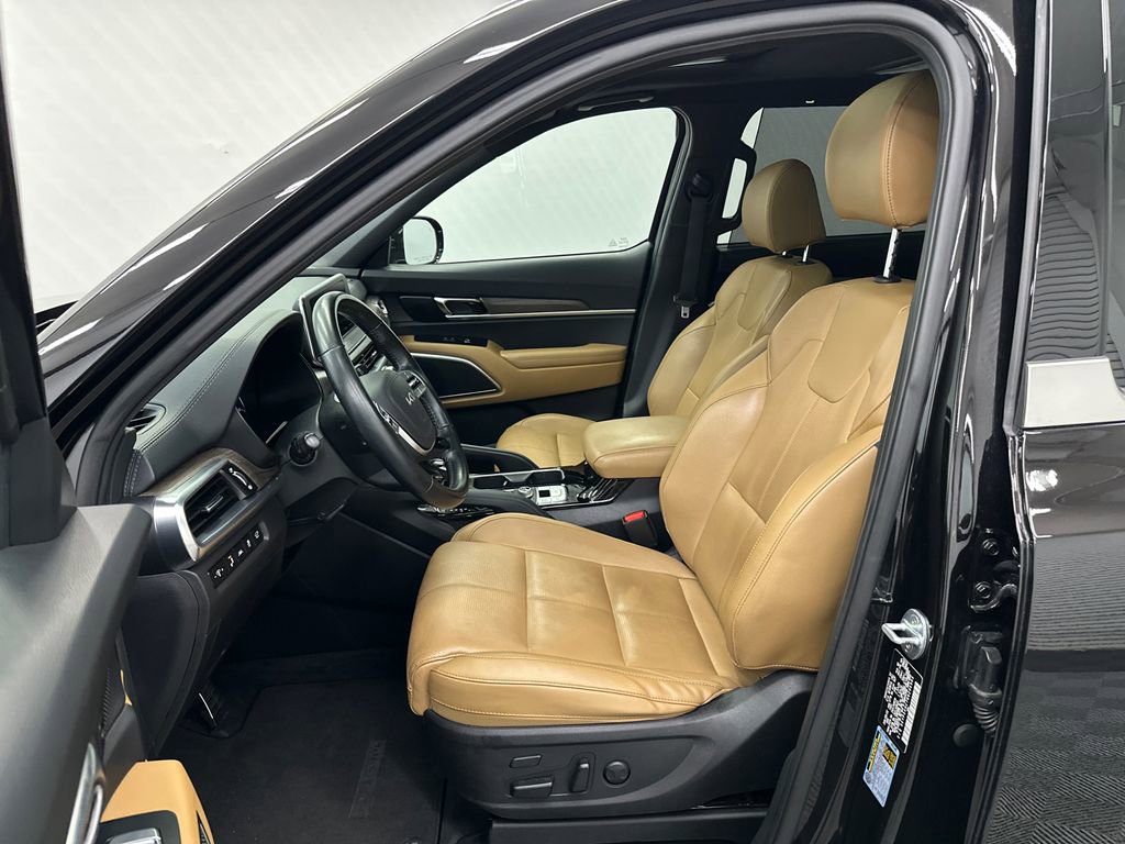 Used 2022 Kia Telluride SX w/ Towing Package image 9