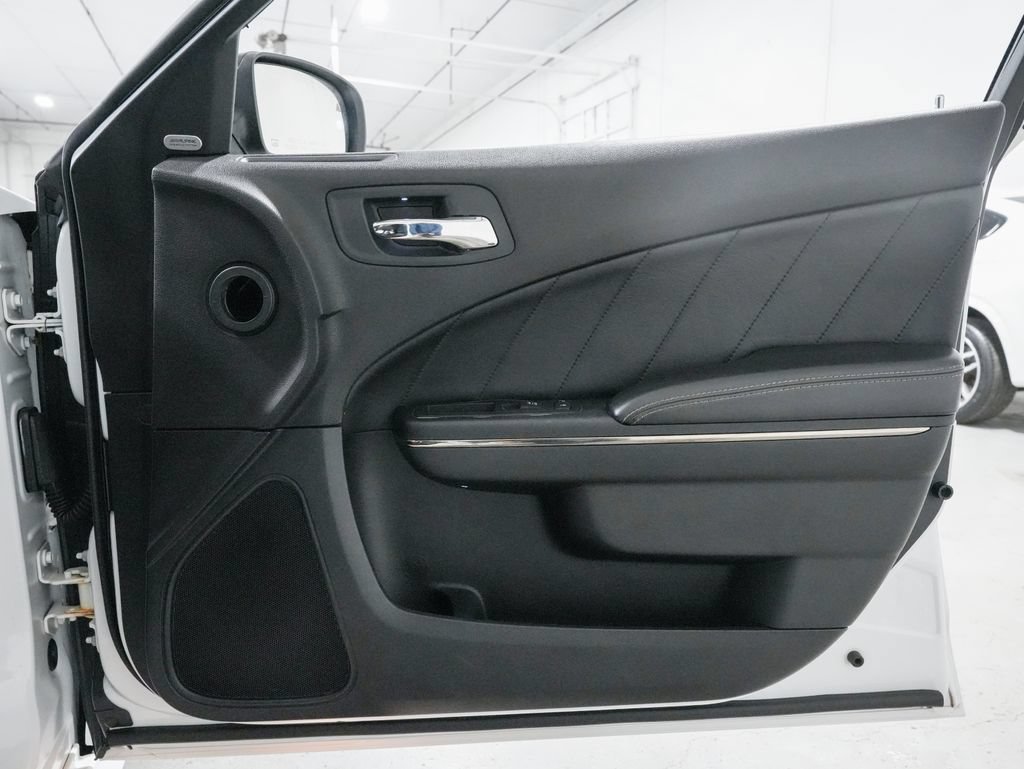 Used 2015 Dodge Charger SRT Hellcat w/ Laguna Leather Package RWD image 34